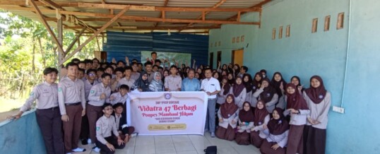 Siswa Kelas 9 SMP Vidatra Gelar Bakti Sosial Jelang Ujian AASP 2025